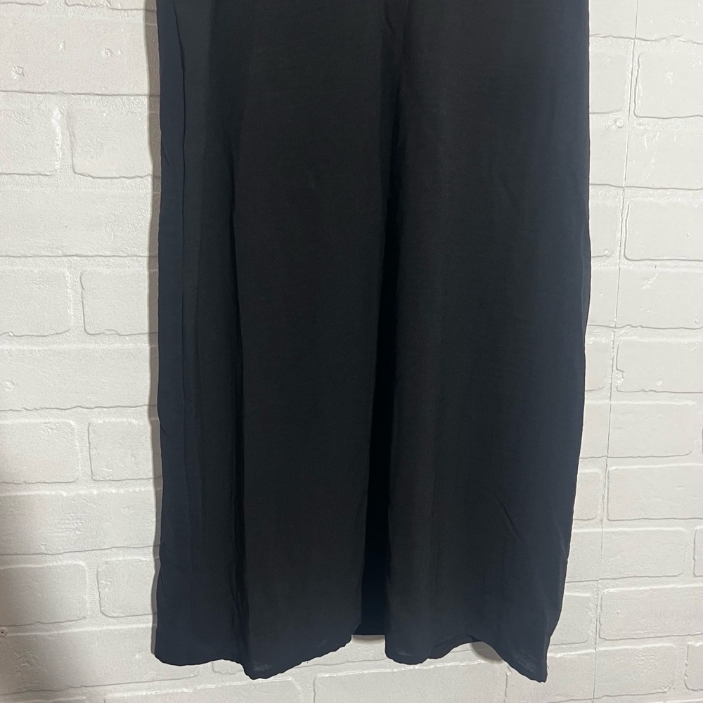 Entro Womens Mini Dress Black Ruffled Cap Sleeves V Neck Chic Medium NWT - Picture 3 of 7